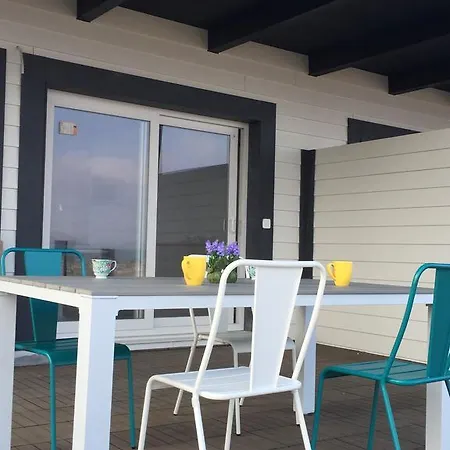 Madera Y Mar Isla Plana